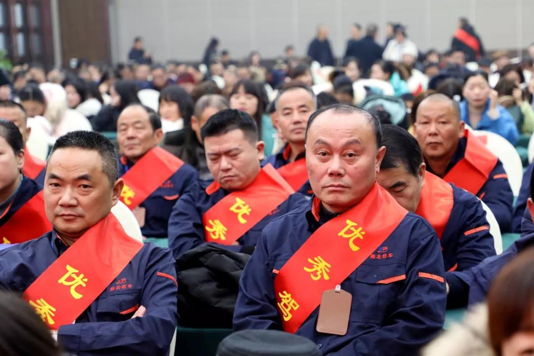 常德市湘北汽車運輸有限公司,常德包車客運,常德旅游服務(wù),校車服務(wù)