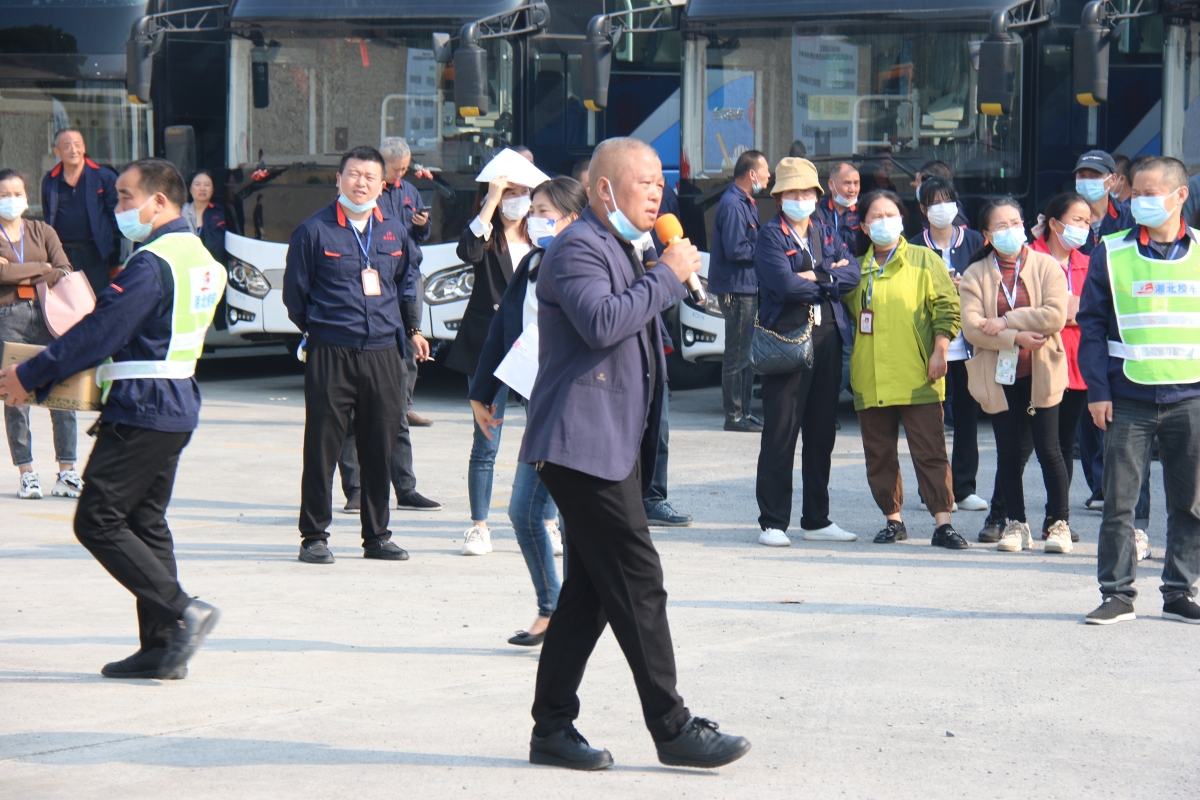 常德市湘北汽車運輸有限公司,常德包車客運,常德旅游服務(wù),校車服務(wù)