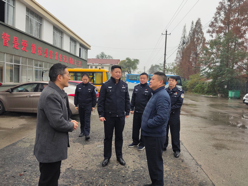 常德市湘北汽車運(yùn)輸有限公司,常德包車客運(yùn),常德旅游服務(wù),校車服務(wù)